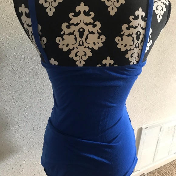 Tank top - Picture 2 of 3